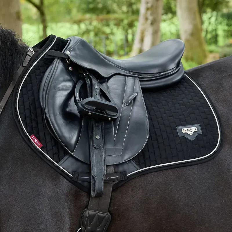 LeMieux Puissance Close Contact Square Saddlecloth - Black-1