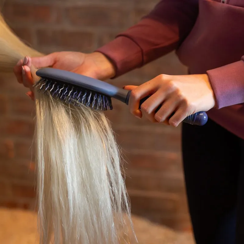 LeMieux Tangle Tidy Mane and Tail Brush - Powder Blue-2