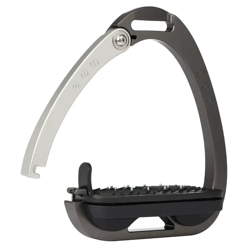 LeMieux Vector Control Flat Safety Stirrups - Carbon/Silver-2