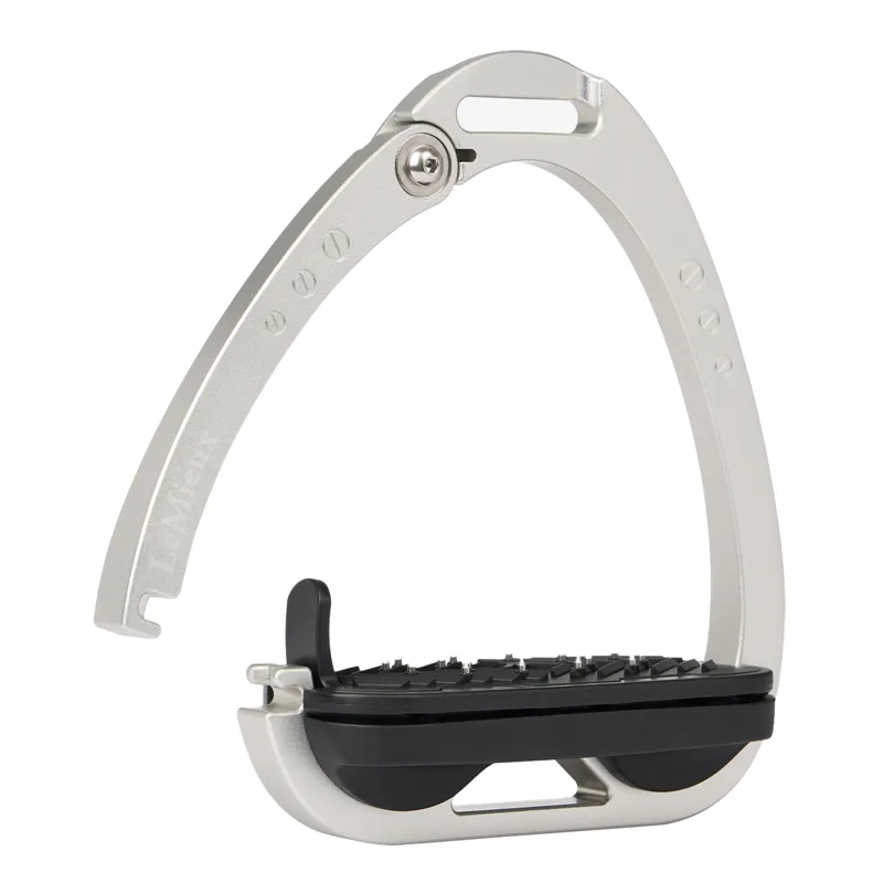 LeMieux Vector Control Flat Safety Stirrups - Aluminium-1