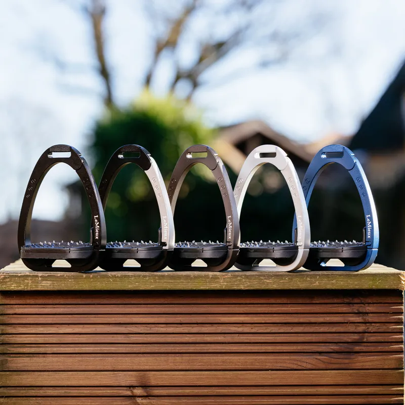 LeMieux Vector Balance Inclined Safety Stirrups - Carbon-5