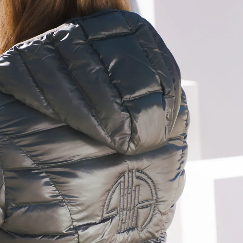 Pikeur Tohny Athleisure Ladies Quilted Jacket - Beluga-3