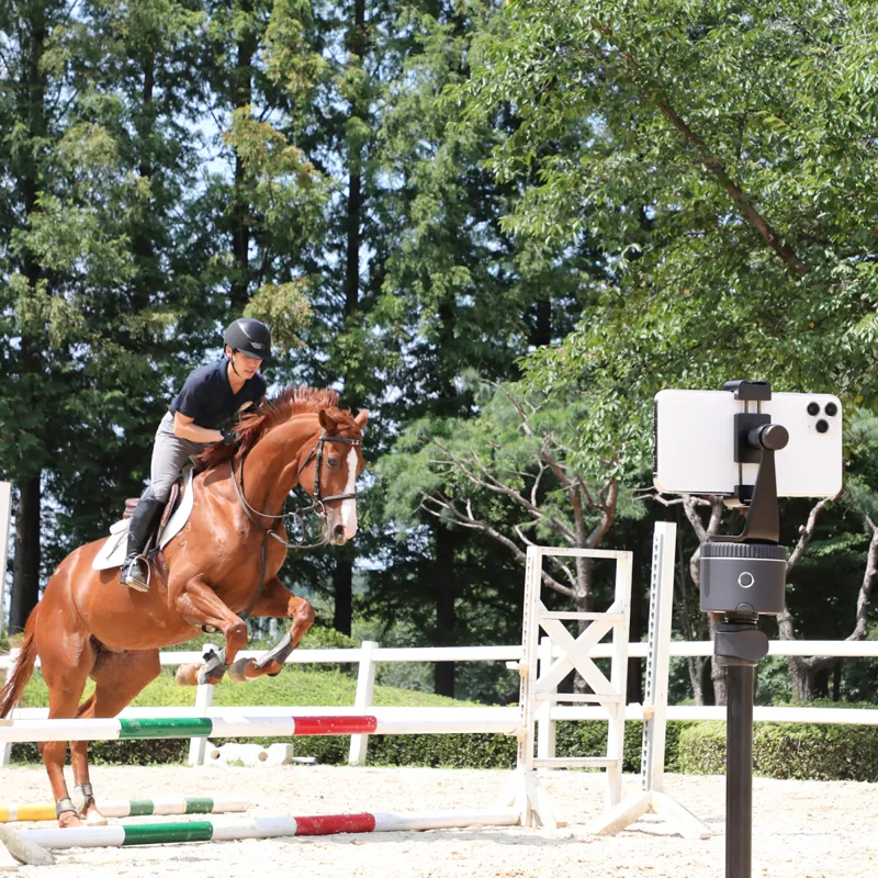 Pivo Pod Active Auto Tracking Camera Stand - Standard Essential Pack-4