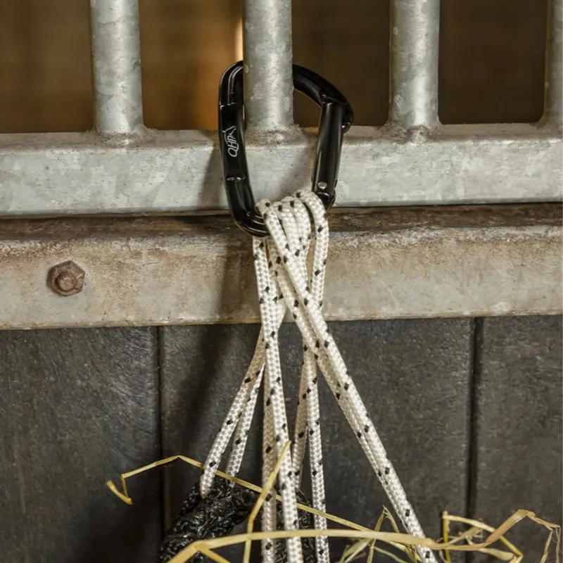 QHP Carabiner - Black-1