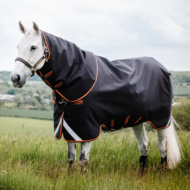 Rambo Supreme 1680D 200g Detachable Neck Turnout Rug - Black/Tan