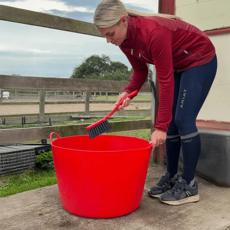 Red Gorilla Gorilla Bucket Brush - Red-2