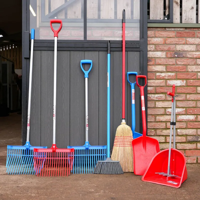 Red Gorilla Traditional Tidee with Rake - Red-1