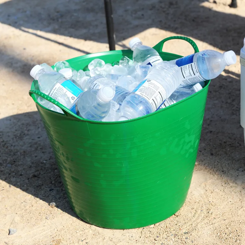 Red Gorilla Tubtrug Flexible Medium 26lt Bucket - Red-2