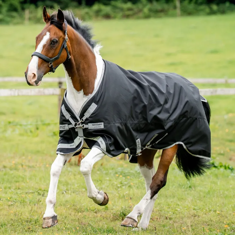 Amigo 1200D 50g Turnout Rug - Black/Titanium Grey/Silver