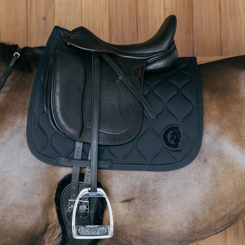 Kentucky 3D Logo Wave Dressage Saddlecloth - Black