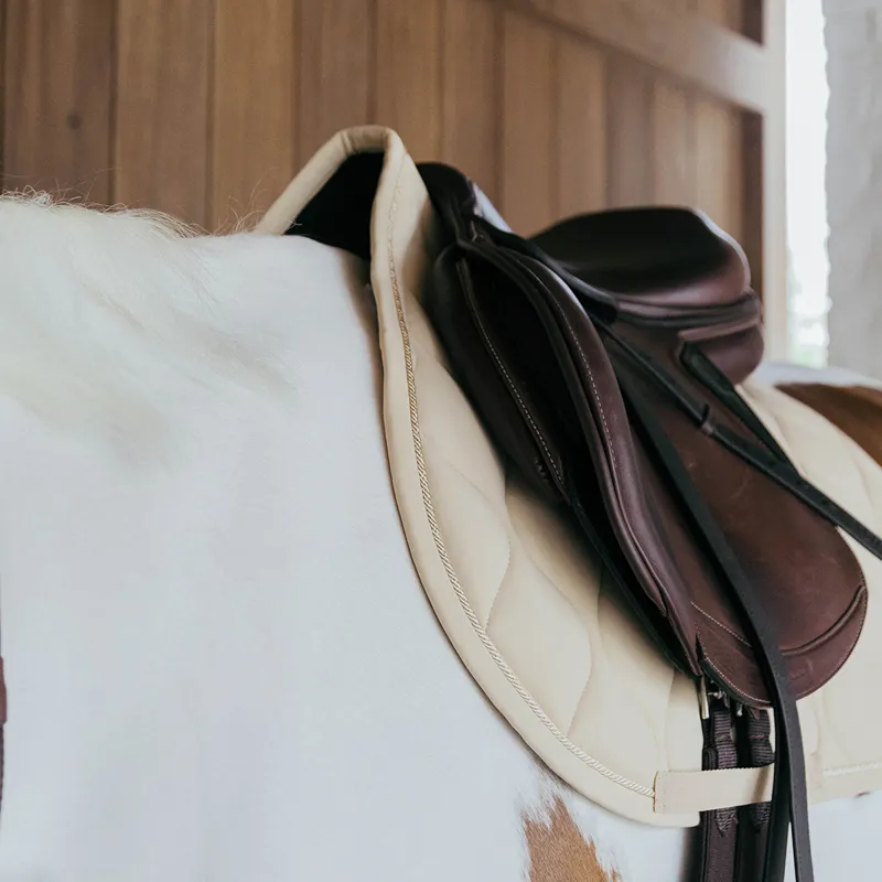 Kentucky 3D Logo Wave Jump Saddlecloth - Beige-3