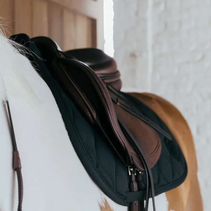 Kentucky 3D Logo Wave Jump Saddlecloth - Black-3