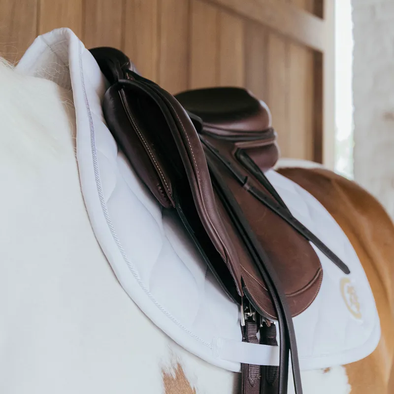 Kentucky 3D Logo Wave Jump Saddlecloth - White-4