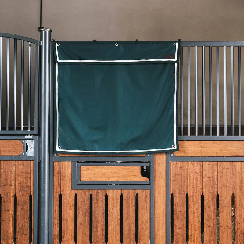 Kentucky Waterproof Short Classic Stable Curtain - Dark Green/Gold/Cream