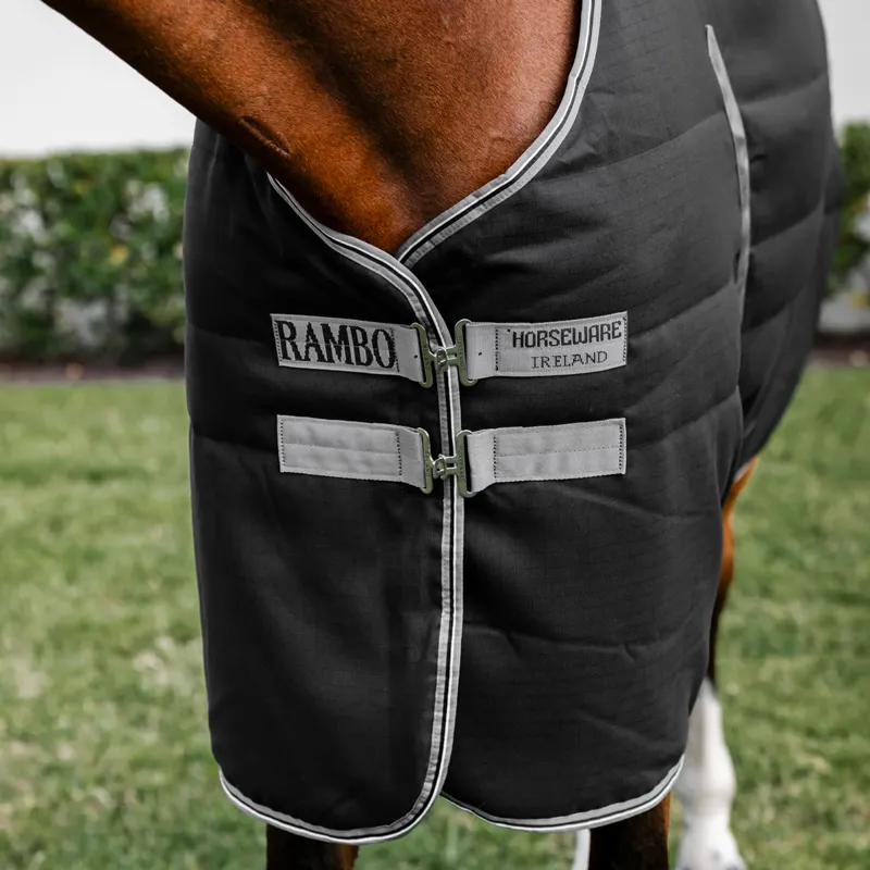 Rambo 100g Light Stable Rug - Black/Titanium Grey/Silver-1