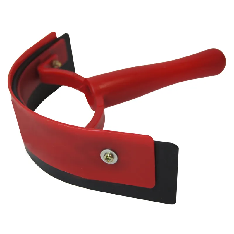 Roma Sweat Scraper - Bright Red