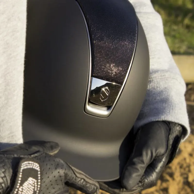 Samshield Shadowmatt Shimmer Top Chrome Silver Trim Hat - Black-2