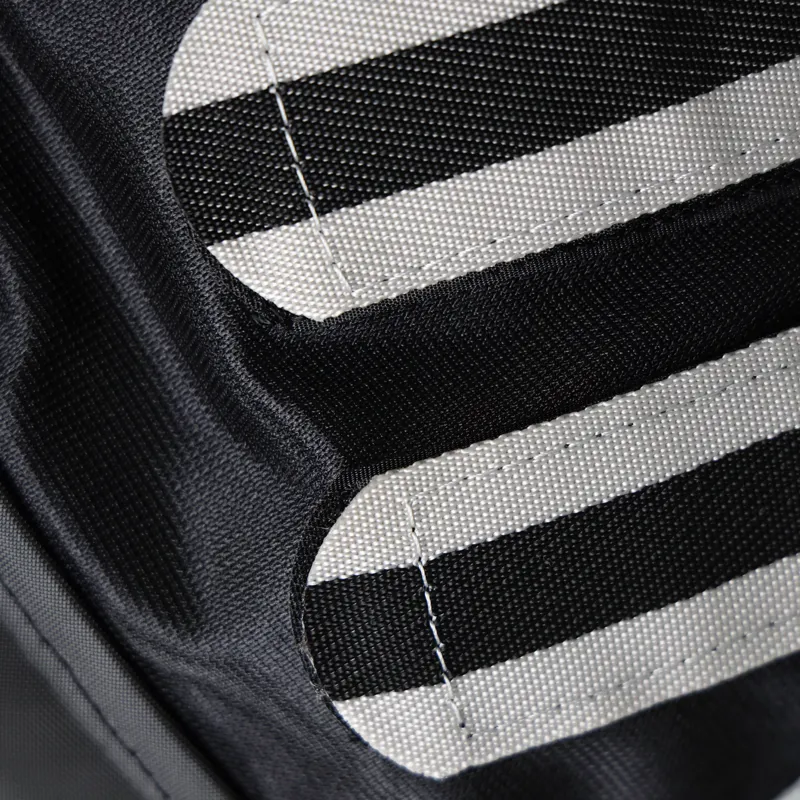 Shires FlyGuard Pro Fine Mesh Fly Mask with Ears - Black-5