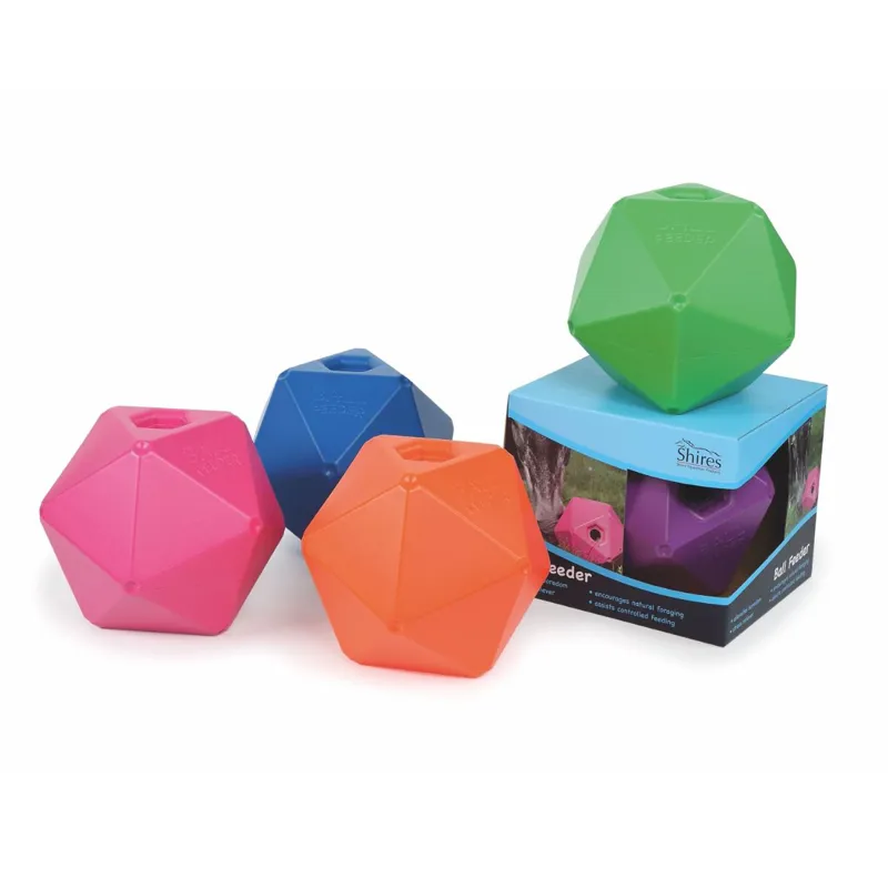 Shires Ball Feeder - Green-1