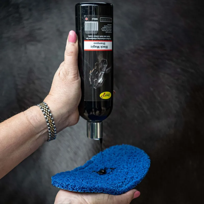 Smart Grooming Black Magic Colour Enhancing Shampoo-3