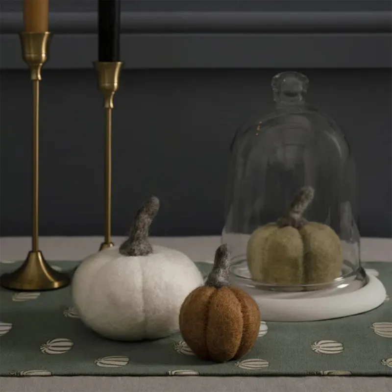 Sophie Allport Felt Decoration - Pumpkins-10