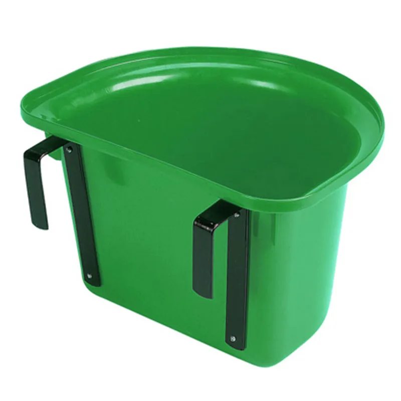 Stubbs Plastic Portable Hook Over Feed Manger - Green