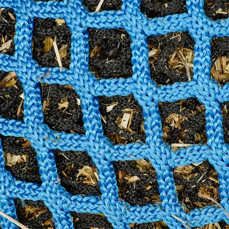 Trickle Net Shake and Graze Chaff Net-3