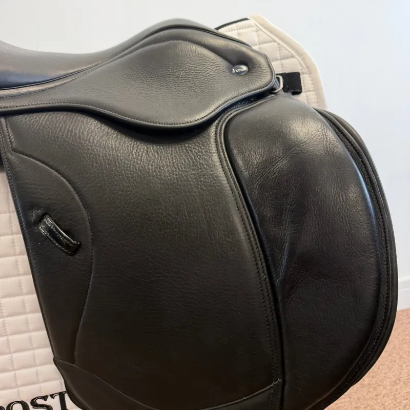 Ikonic Light Hybrid Dressage Saddle - Black 17in -2