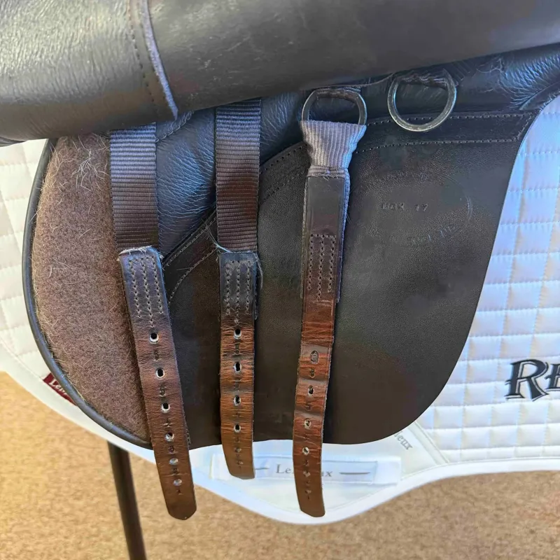 Kent and Masters Cob General Purpose Saddle - Brown 17in-4