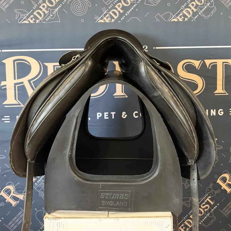 Optimum Performance Dressage Saddle - Black 18in MW-2