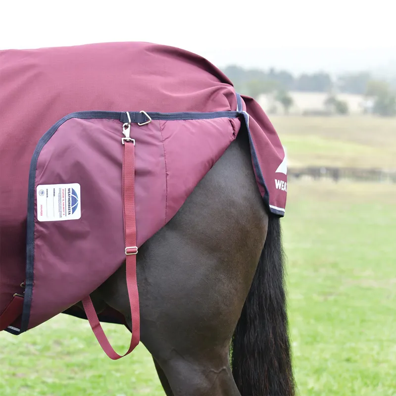 WeatherBeeta ComFiTec Essential 0g Standard Turnout Rug - Burgundy-5