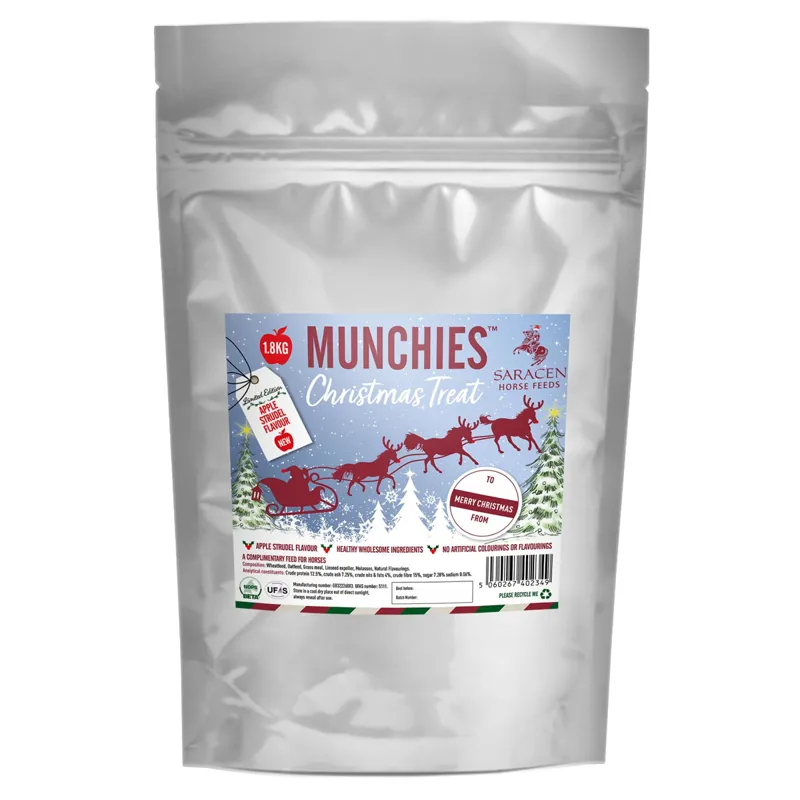 Saracen Munchies Christmas Horse Treats - Apple Strudel