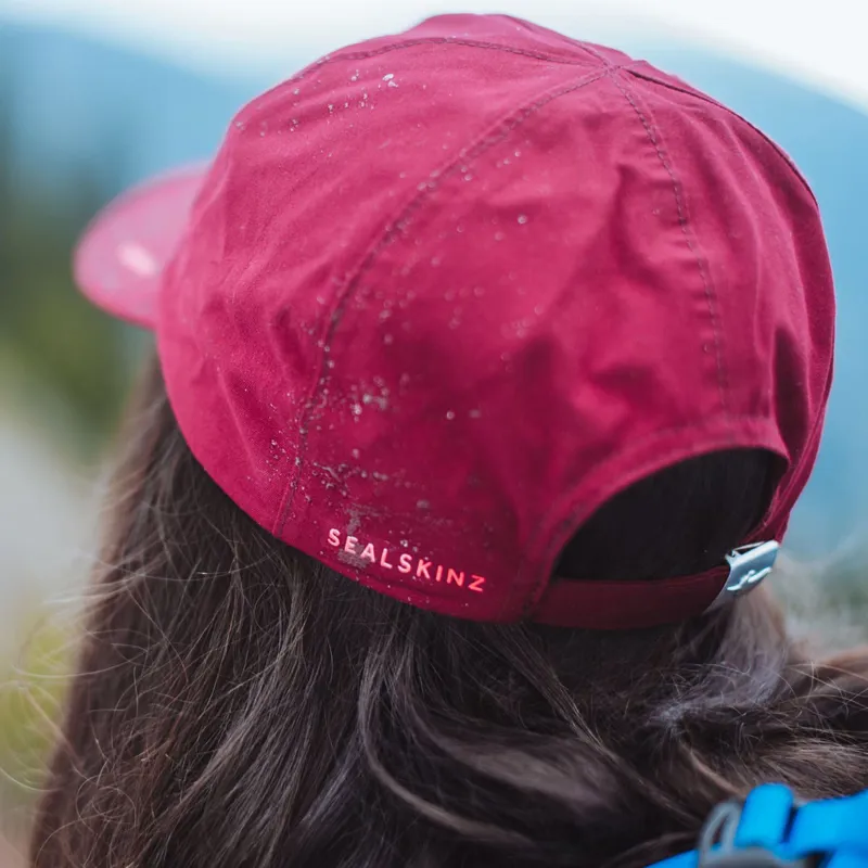 Sealskinz Waterproof All Weather Unisex Cap Red